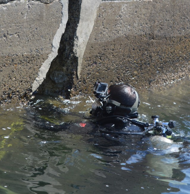 U.S. Army Corps of Engineers Dive Team Delivers Expertise Worldwide