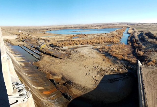 Potential record-size fish transferred as John Martin stilling basin is cleaned out for first time in 70 years