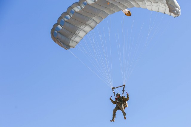 1st SFG(A) Green Berets drop into Yuma Proving Grounds