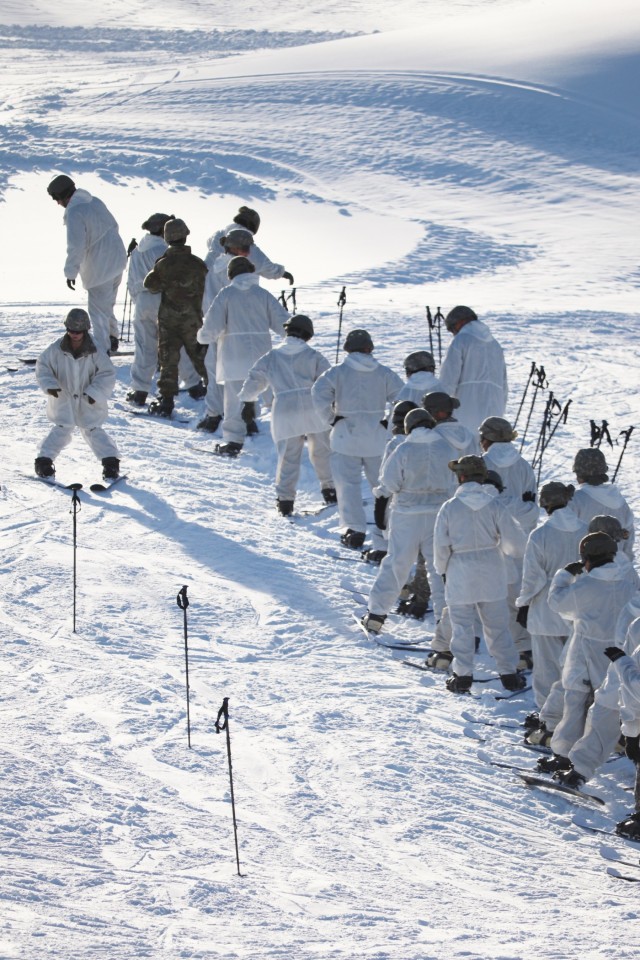 CWOC Class 19-02 students complete skiing familiarization while training at Fort McCoy