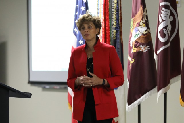 Army Surgeon General hosts retired senior leaders in San Antonio