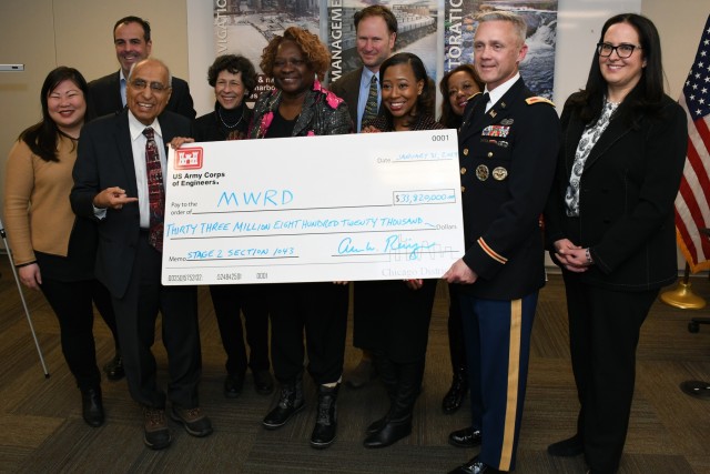 First-of-its-kind agreement signed by USACE and MWRD to complete vital infrastructure project