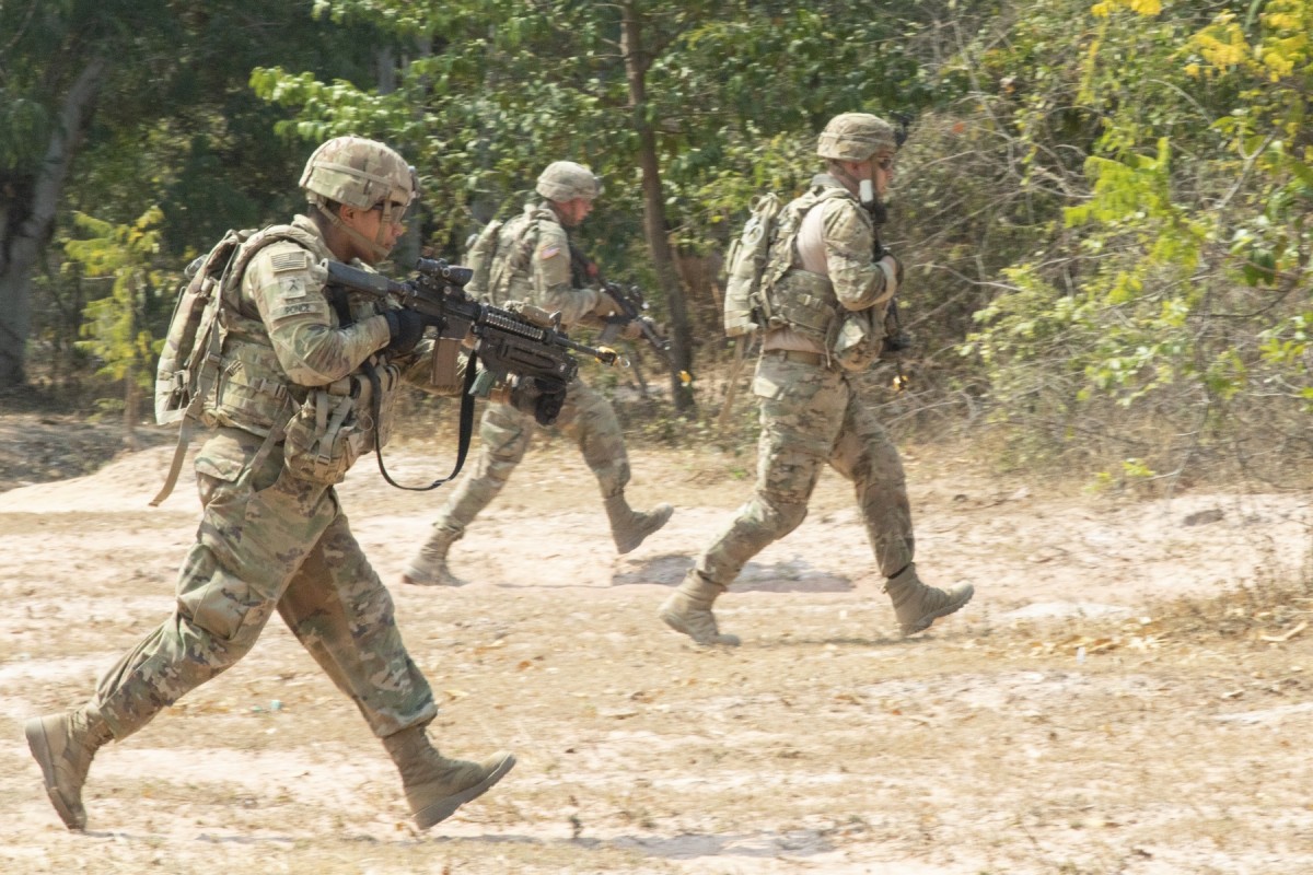 Us, Thai Soldiers Partner To Hone Their Squad-level Tactics 