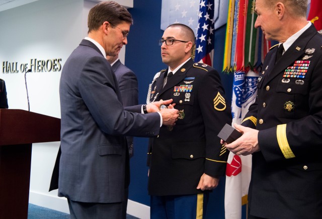 Army secretary honors top recruiters