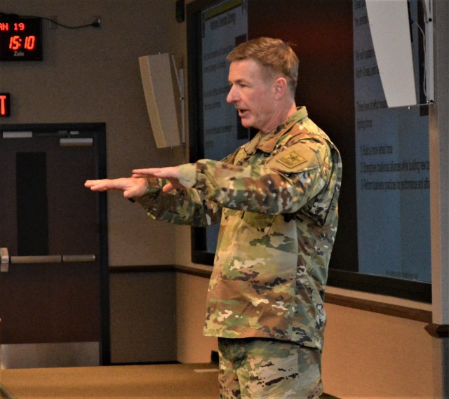 Forum highlights priorities, future of Army aviation
