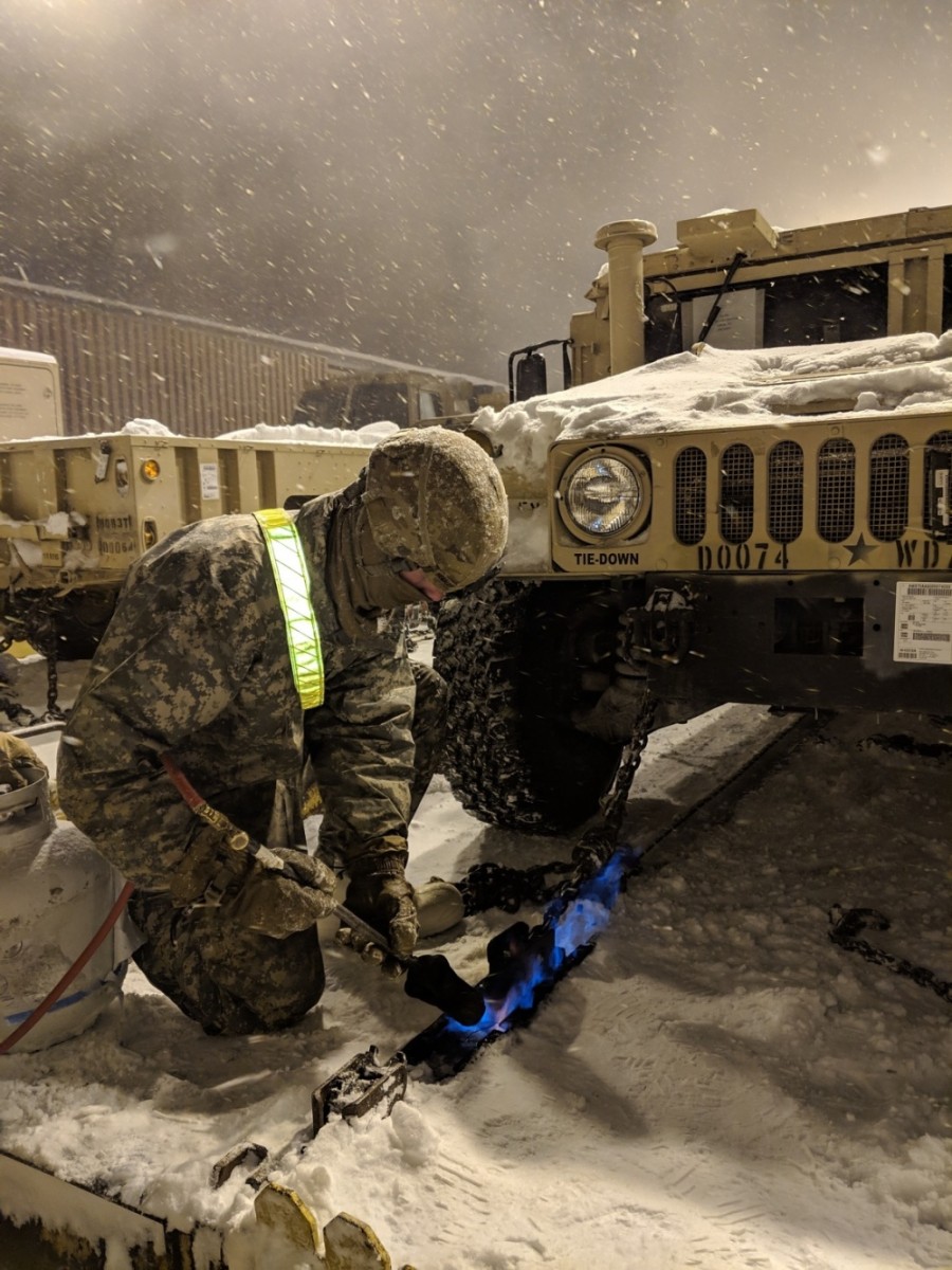 10th Mountain Division's 1st Brigade Combat Team conducts movement