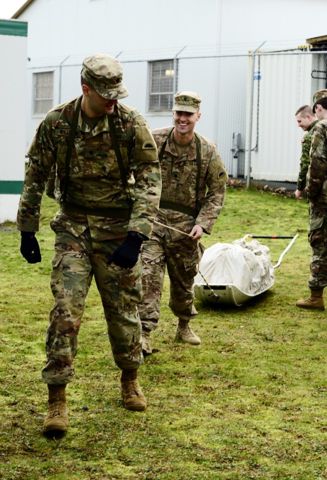 Army National Guard Soldiers learn arctic survival from northern neighbors