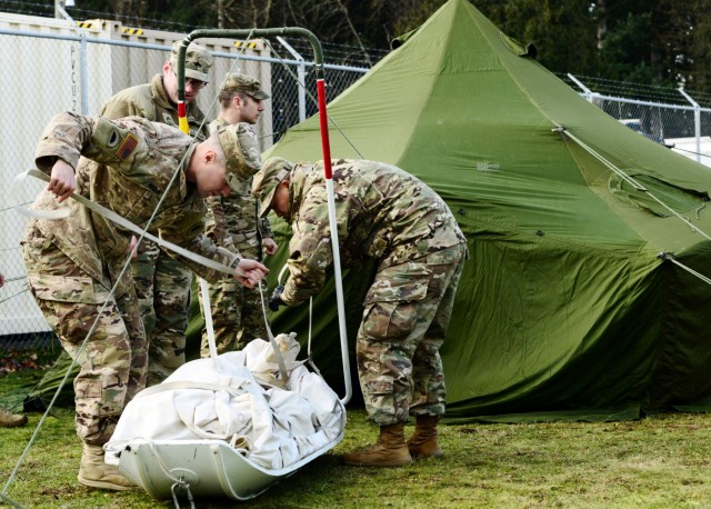 Army National Guard Soldiers learn arctic survival from northern neighbors