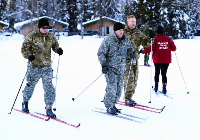 Army National Guard Soldiers learn arctic survival from northern neighbors