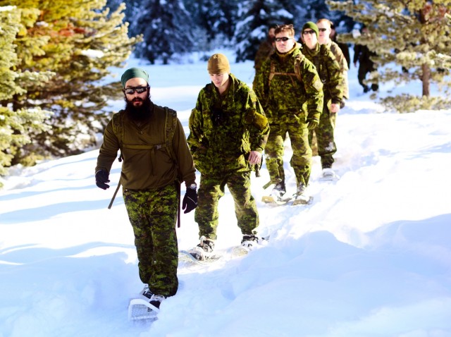 Army National Guard Soldiers learn arctic survival from northern neighbors