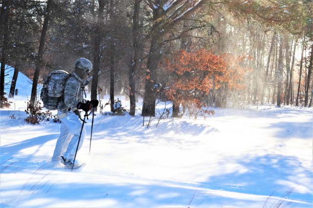 CWOC Class 19-03 students complete snowshoe training in bitter cold at Fort McCoy