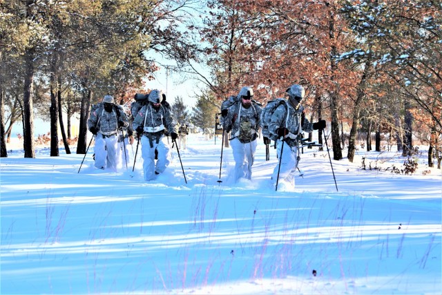 CWOC Class 19-03 students complete snowshoe training at Fort McCoy