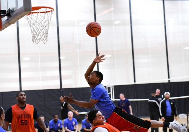 Undefeated season and multiple deployments define 2019 Knox basketball playoffs