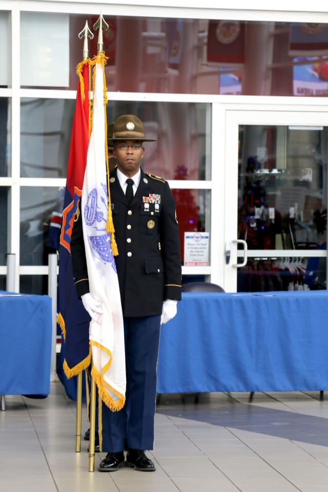 U.S. Army Reserve drill sergeants represent division in ceremony