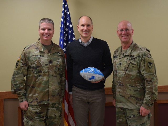 Jason Hanson Stops by he Detroit Arsenal