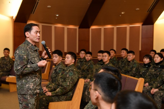 Korean cadets learn combined operations with 2ID/RUCD