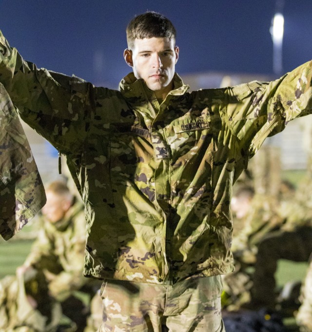 Soldiers Participate in 6-Mile Ruck March at Air Assault School