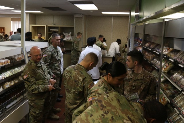 DLA Troop Support partners with Army, industry to bring food kiosks to soldiers