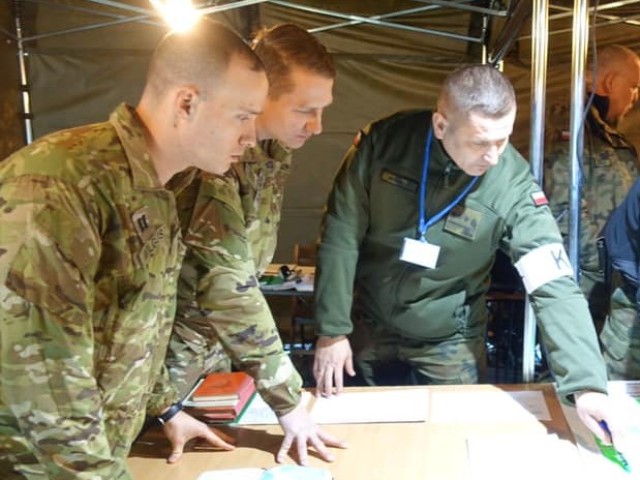 "Hamilton's Own" soldiers integrate with Polish counterparts