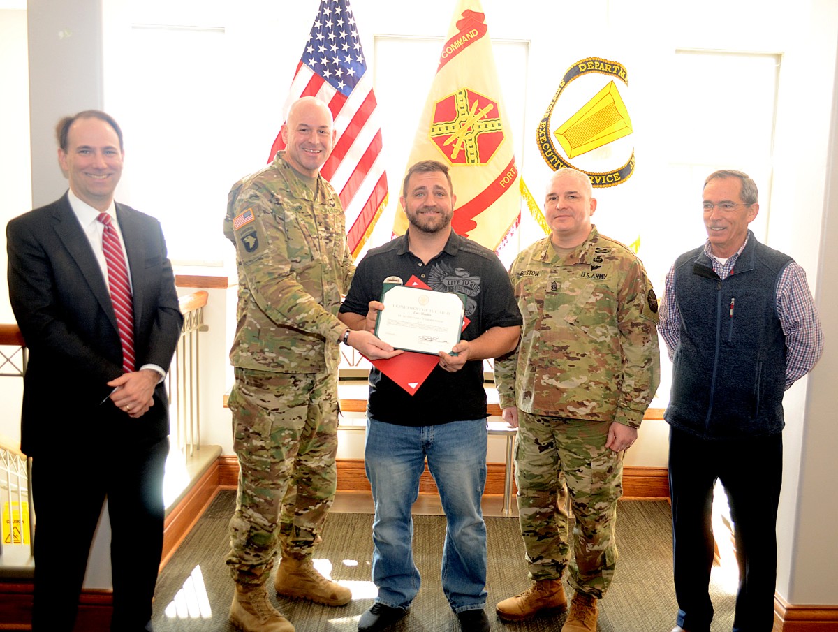 Soldier, garrison employees recognized at ceremony Article The