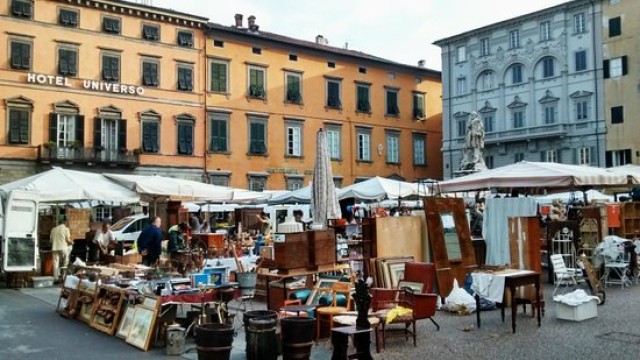 Lucca market