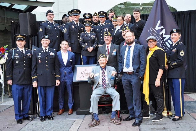 Military members pay tribute to Marvel comic book legend, Army veteran during Hollywood ceremony
