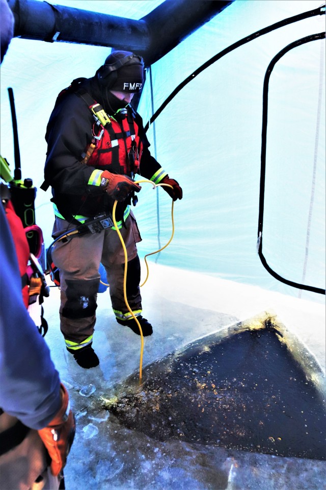 Rescue training: Fort McCoy firefighters learn, practice diving under ice
