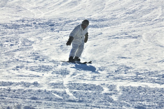 CWOC Class 19-03 students complete skiing familiarization while training at Fort McCoy