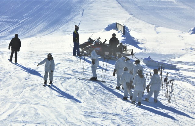 CWOC Class 19-03 students complete skiing familiarization while training at Fort McCoy