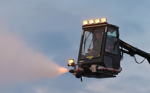 Deicing truck