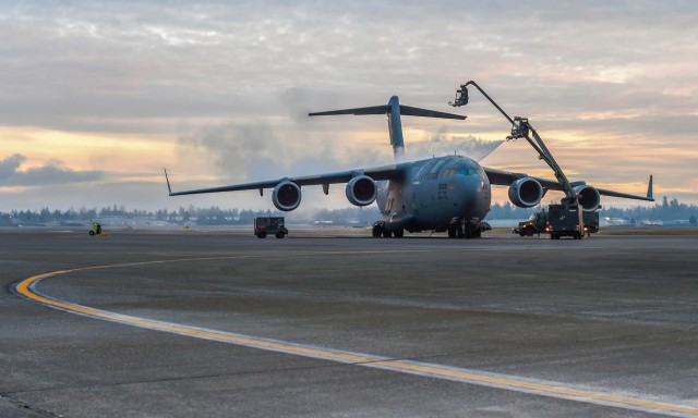 C-17 gets deiced