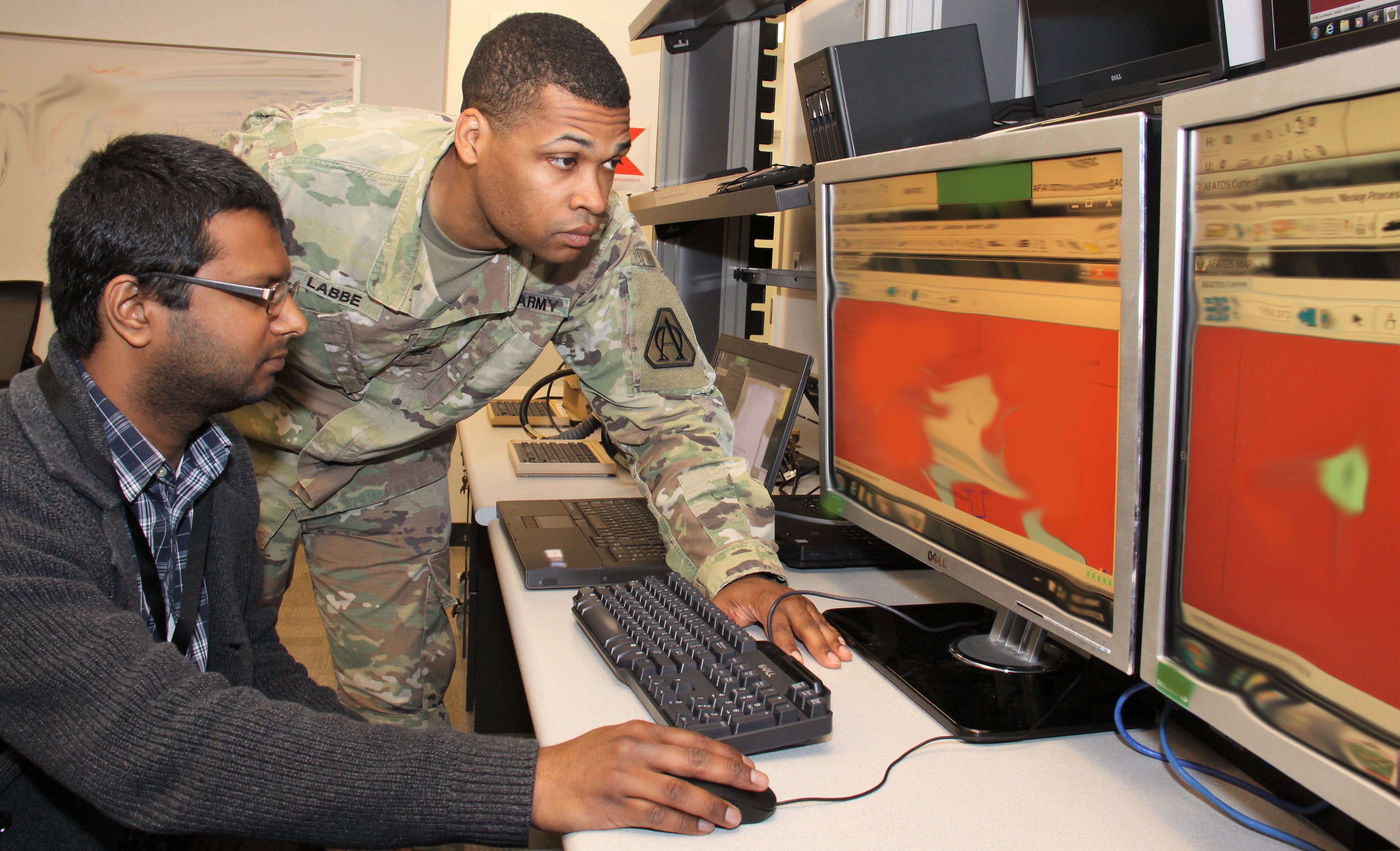 Artillery Soldiers test software updates on high-tech targeting system ...