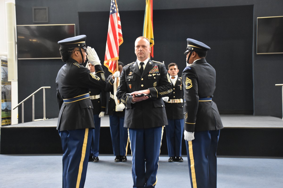 USACRC bids farewell to command sergeant major | Article | The United ...