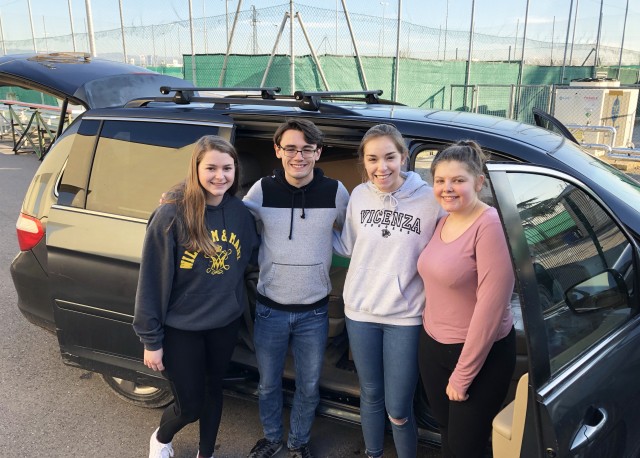 National Honor Society donates pasta to local Italian charity