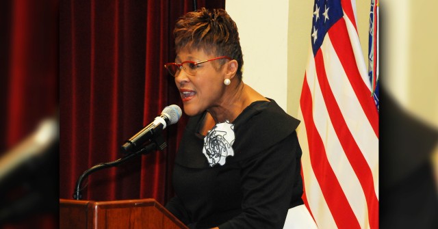 Black History Month speaker focuses on 'migrating up'
