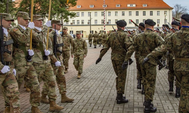 Fighting First Soldiers celebrate 20 years of NATO with Polish 