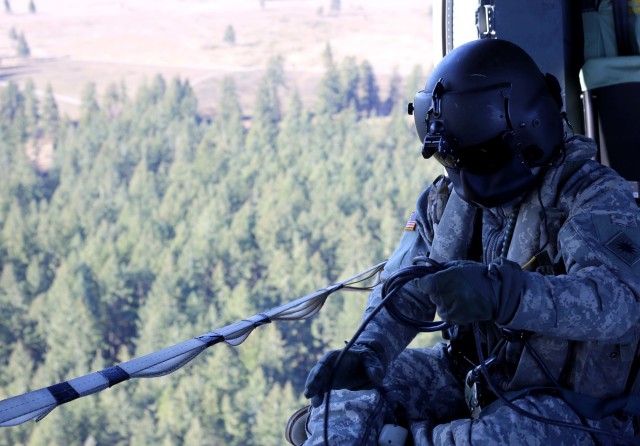 Army National Guard Aviators prepare for fire season