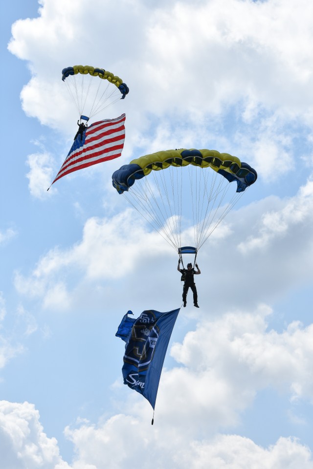Golden Knights host joint training with other services, British Army