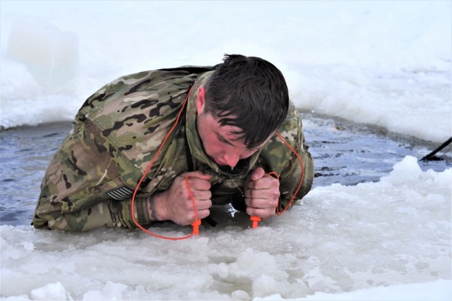 Army Rangers complete training in cold-weather ops course at Fort McCoy