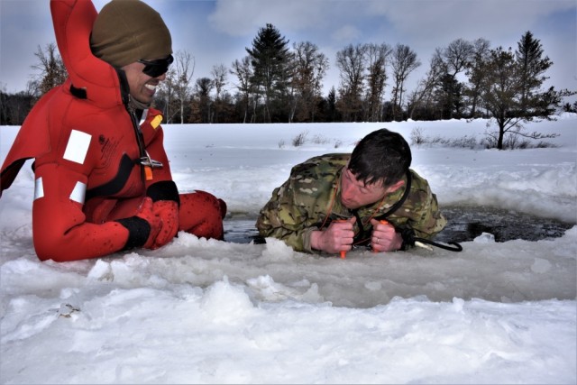 Army Rangers complete training in cold-weather ops course at Fort McCoy