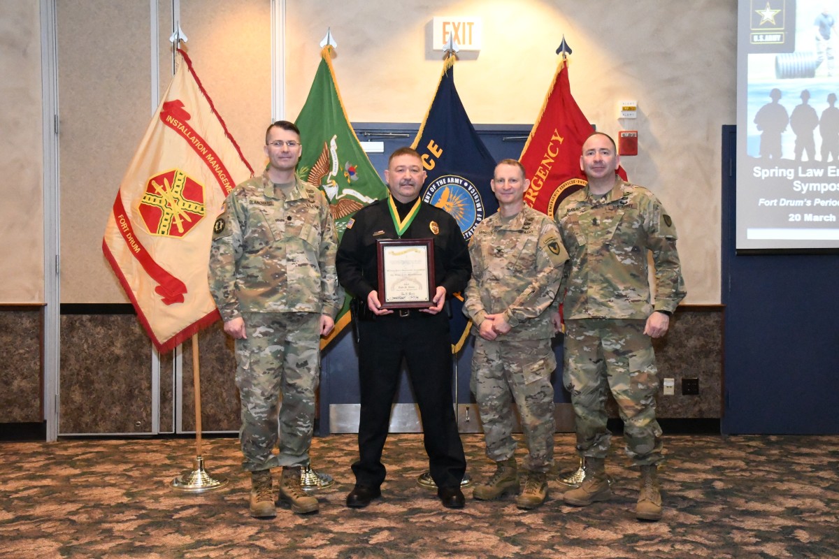 Fort Drum's police chief receives Order of the Marachaussee award for ...