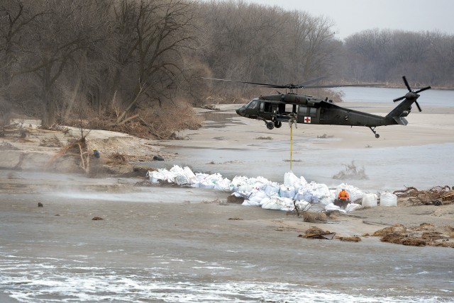 Guard members respond to Midwest's historic flooding