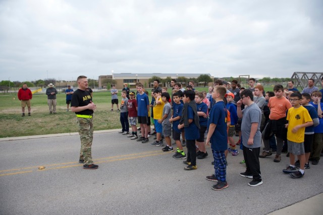 61st QM Battalion Hosts Boy Scout Visit