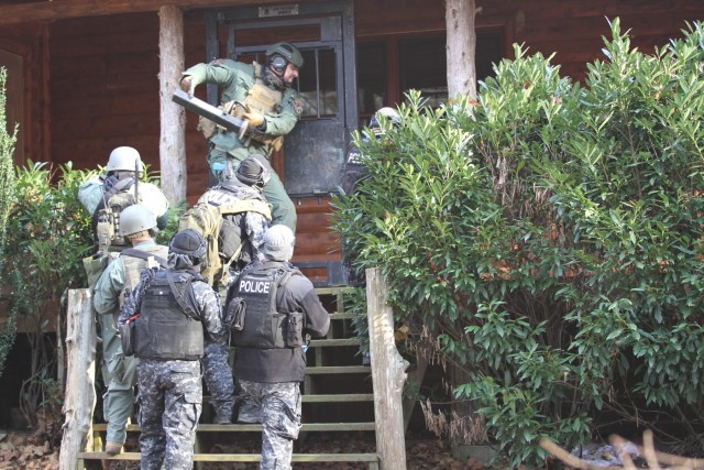 Local, military law enforcement share tactics through training