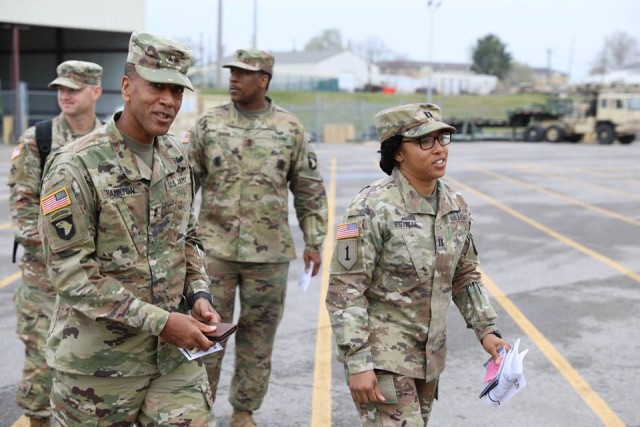 Maj. General Charles R. Hamilton visits 101st Airborne Division ...