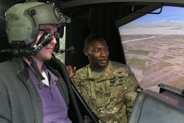 AMCOM launches course for new federal employees