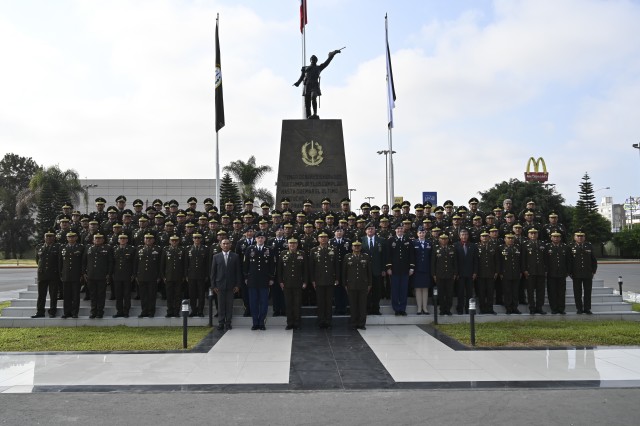West Virginia National Guard share knowledge and expertise with Peruvian Army