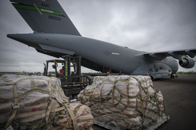 Humanitarian aid arrives to cyclone-ravaged Mozambique