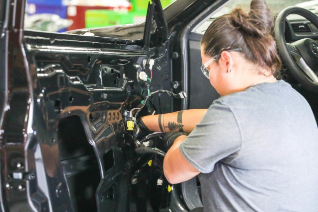 From Soldier to civilian - Program provides caliber transition to WarHorse Soldier