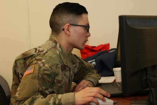 Paymasters in place:  the 33rd FMSU supports the warfighter from home